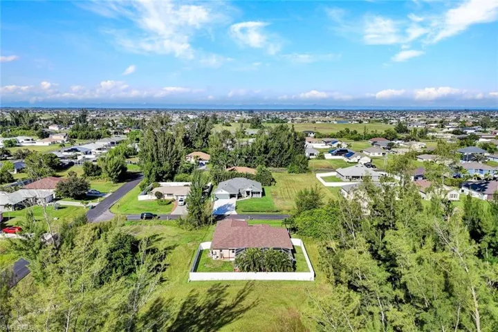 1121 Nw 27th Ave, Cape Coral, Florida 33993