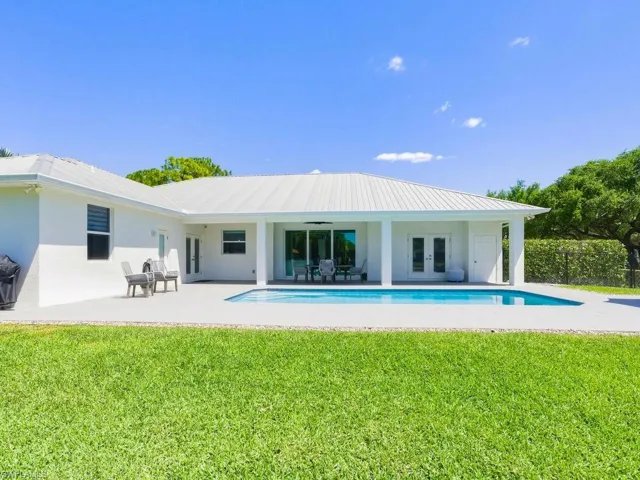 10925 Parnu St, Naples, Florida 34109