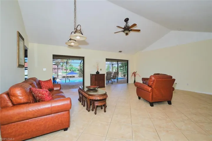 4122 SW 22nd  CT, Cape Coral, FL 33914