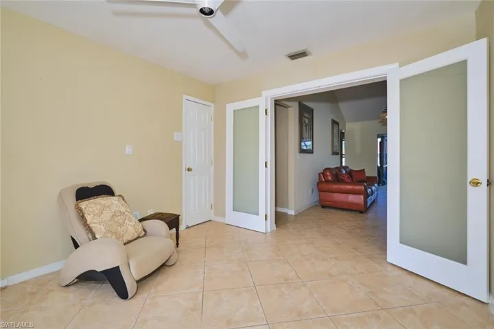 4122 Sw 22nd Ct, Cape Coral, Florida 33914
