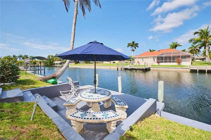 4122 Sw 22nd Ct, Cape Coral, Florida 33914