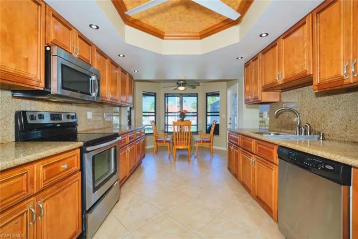 4122 SW 22nd  CT, Cape Coral, FL 33914