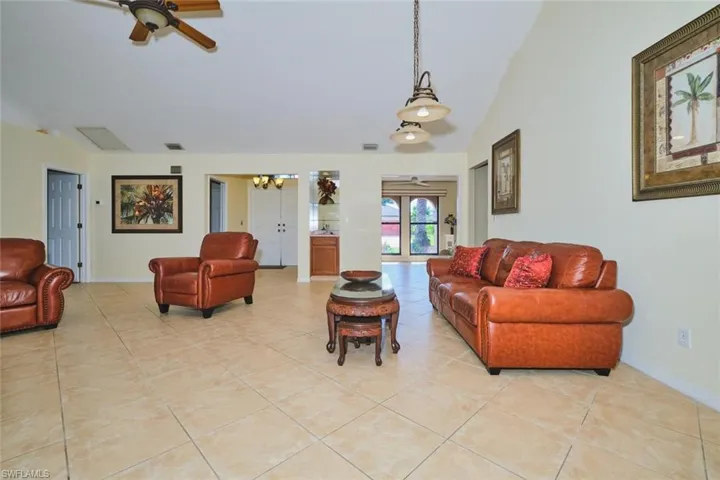 4122 SW 22nd  CT, Cape Coral, FL 33914