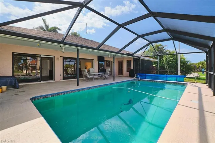 4122 Sw 22nd Ct, Cape Coral, Florida 33914