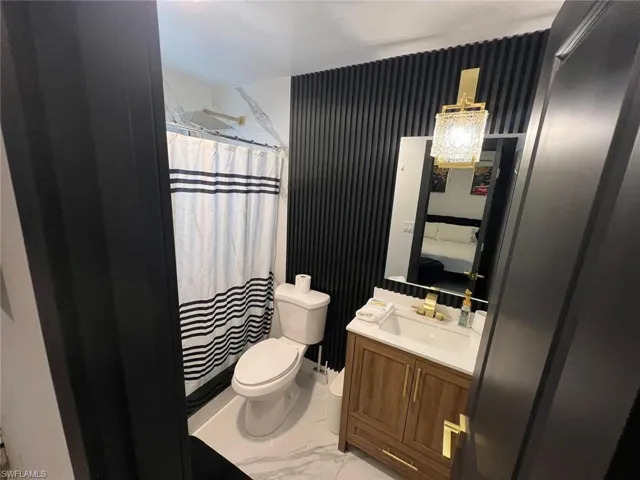 1118 Pine Island Ln, Cape Coral, Florida 33909