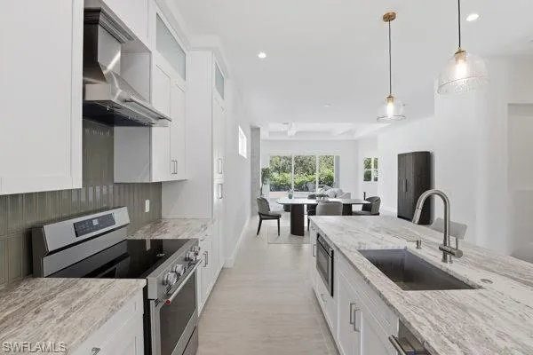 1017 Frank Whiteman Blvd, Naples, Florida 34103