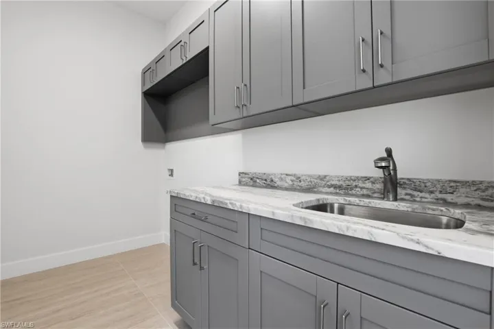 1017 Frank Whiteman Blvd, Naples, Florida 34103