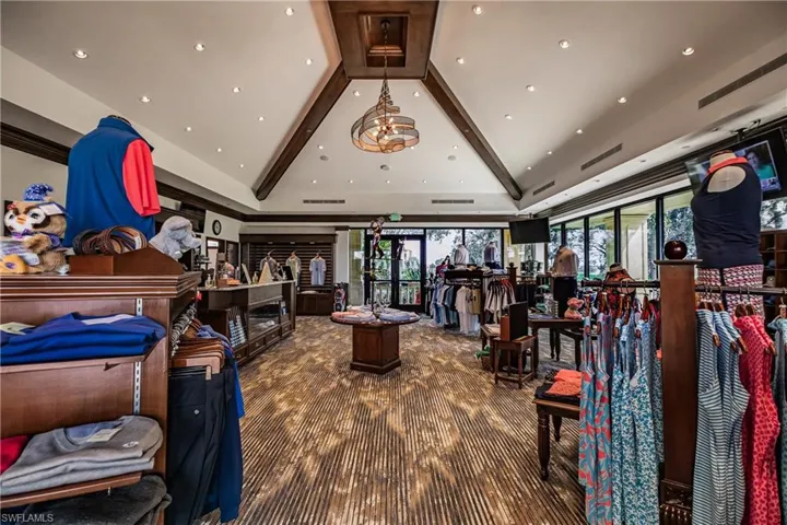 Golf shop