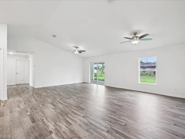 1824 NW 2nd  PL, Cape Coral, FL 33993
