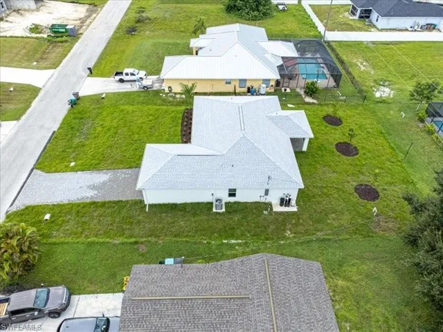 1824 NW 2nd  PL, Cape Coral, FL 33993
