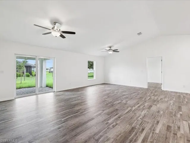 1824 NW 2nd  PL, Cape Coral, FL 33993