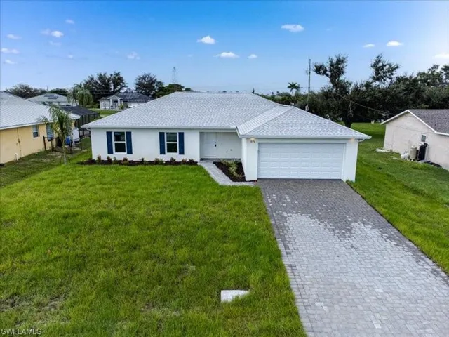 1824 NW 2nd  PL, Cape Coral, FL 33993