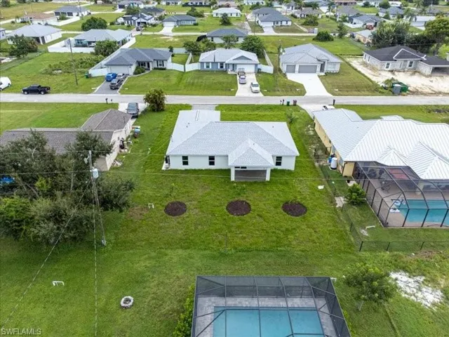 1824 NW 2nd  PL, Cape Coral, FL 33993