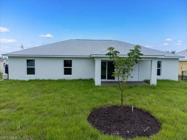 1824 NW 2nd  PL, Cape Coral, FL 33993