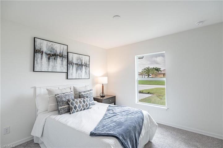 1409 SE 34th TER, CAPE CORAL FL 33904
