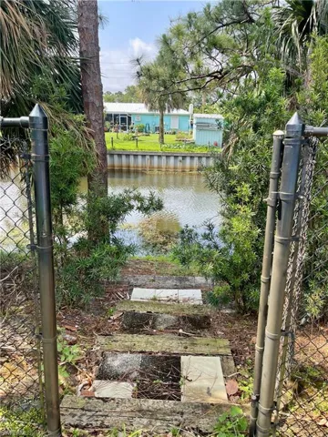 23227  Delavan  AVE, Port Charlotte, FL 33954