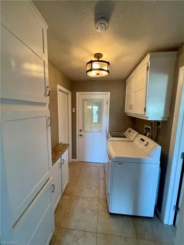 23227  Delavan  AVE, Port Charlotte, FL 33954