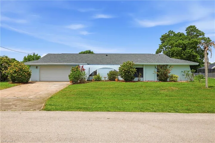 3812 Se 10th Ave, Cape Coral, Florida 33904