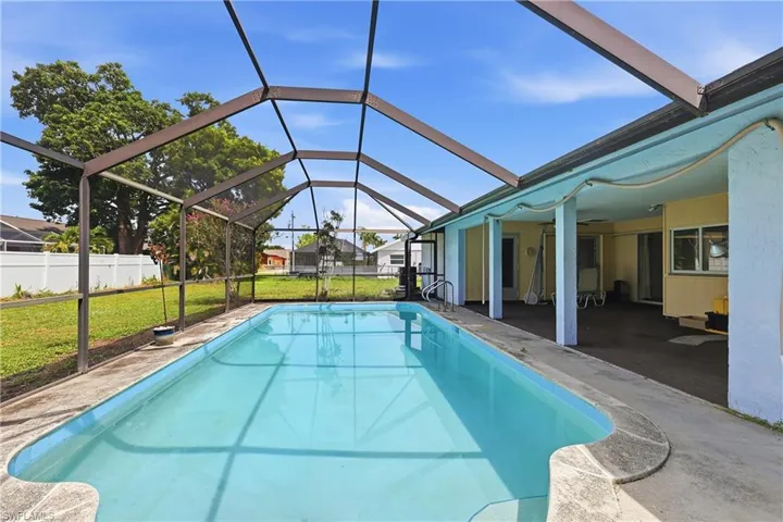 3812 Se 10th Ave, Cape Coral, Florida 33904