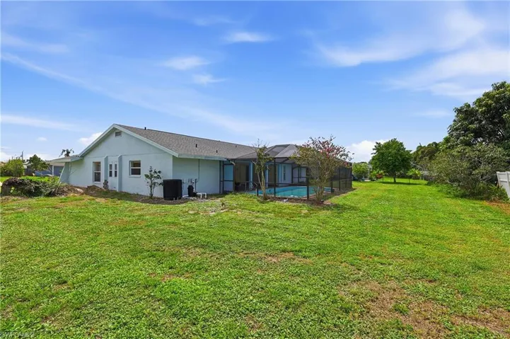 3812 Se 10th Ave, Cape Coral, Florida 33904