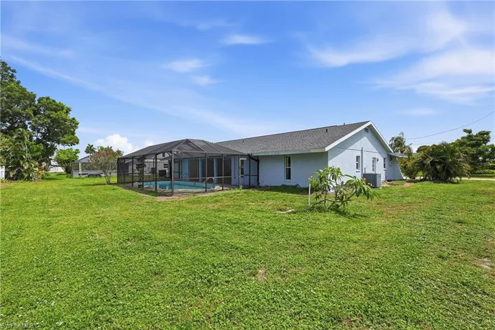 3812 Se 10th Ave, Cape Coral, Florida 33904