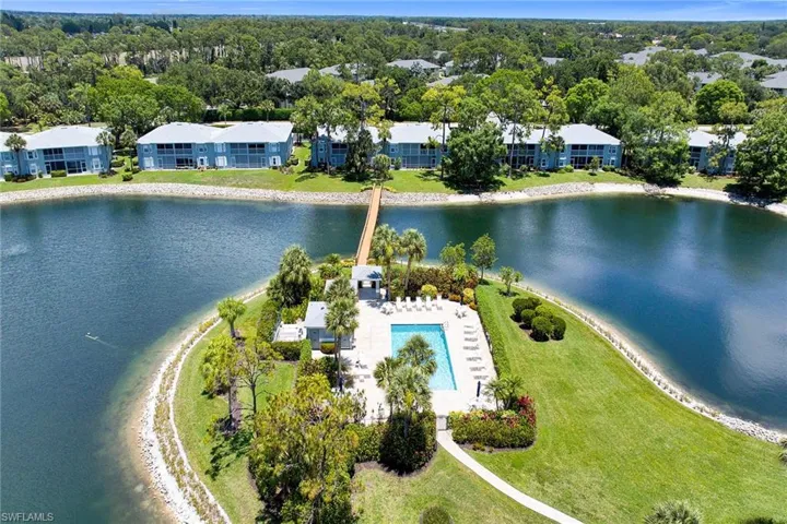 925 New Waterford Dr 104, Naples, Florida 34104