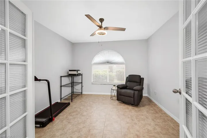 925 New Waterford Dr 104, Naples, Florida 34104