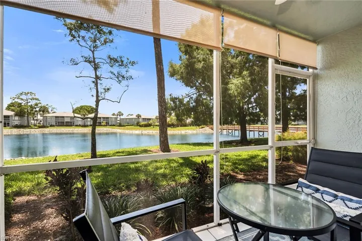 925 New Waterford Dr 104, Naples, Florida 34104