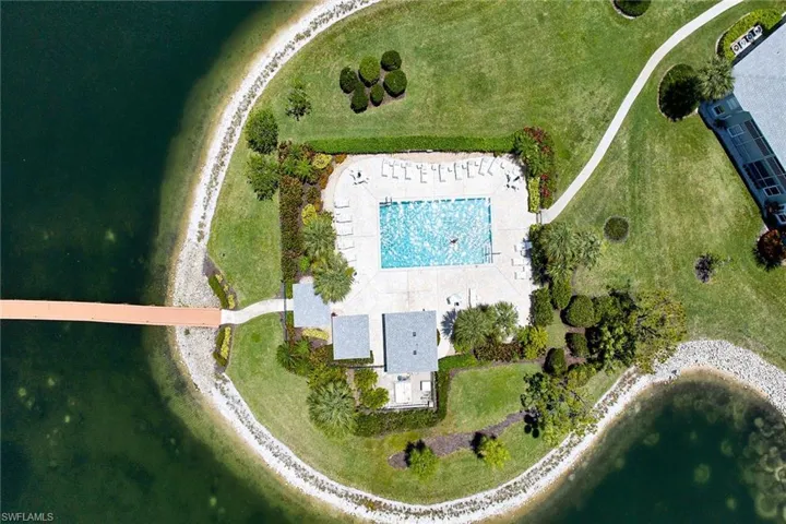 925 New Waterford Dr 104, Naples, Florida 34104