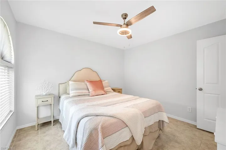 925 New Waterford Dr 104, Naples, Florida 34104