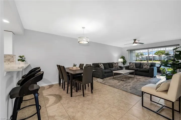 925 New Waterford Dr 104, Naples, Florida 34104