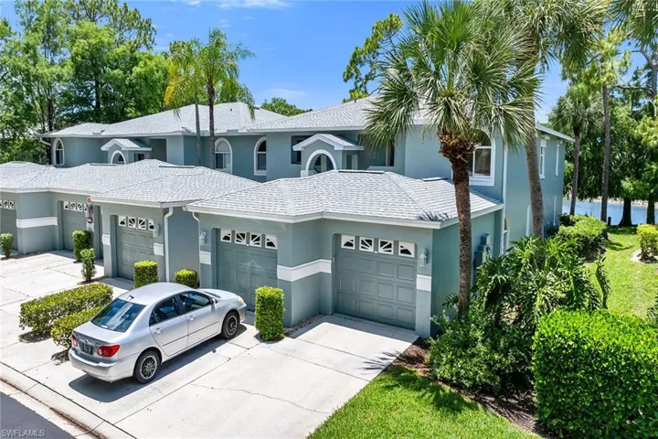 925 New Waterford Dr 104, Naples, Florida 34104