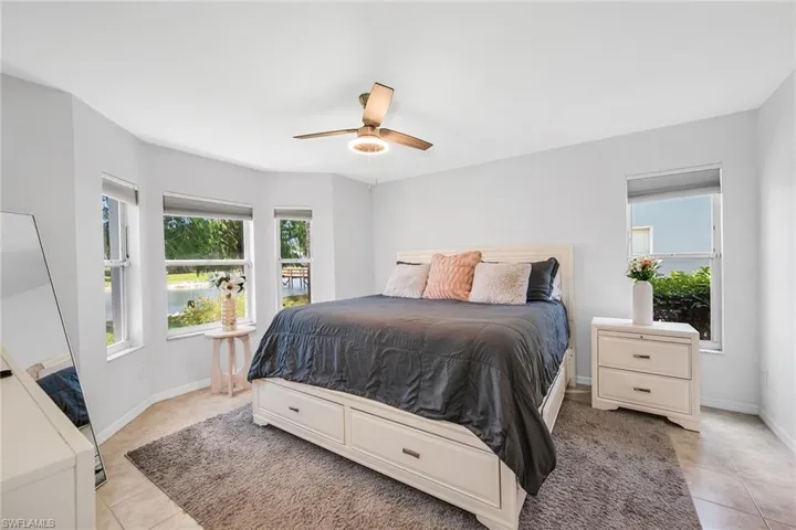 925 New Waterford Dr 104, Naples, Florida 34104