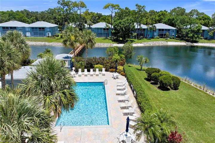 925 New Waterford Dr 104, Naples, Florida 34104