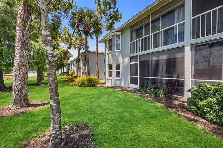925 New Waterford Dr 104, Naples, Florida 34104