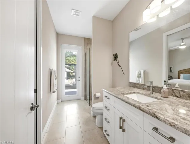 Ensuite & Pool Bath