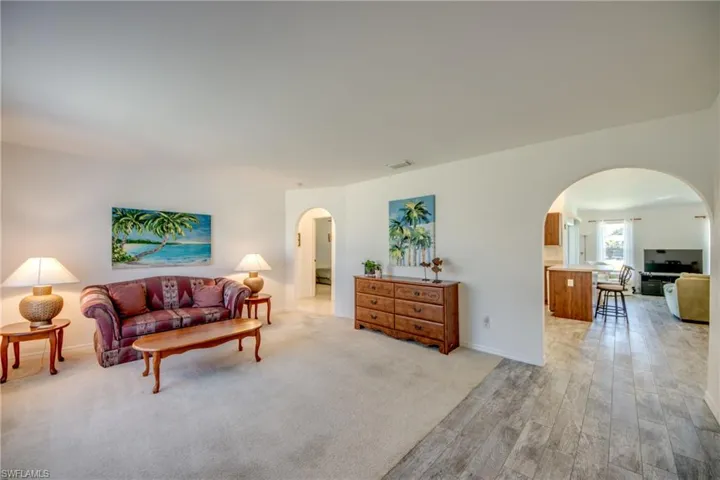 1438 Se 23rd St, Cape Coral, Florida 33990