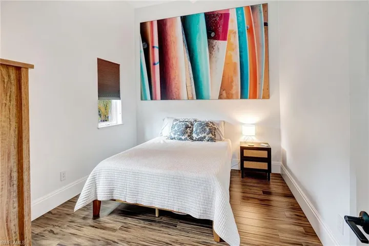 Third-floor bonus room /bedroom