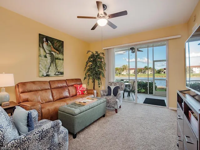 2840 Cypress Trace Cir 1917, Naples, Florida 34119