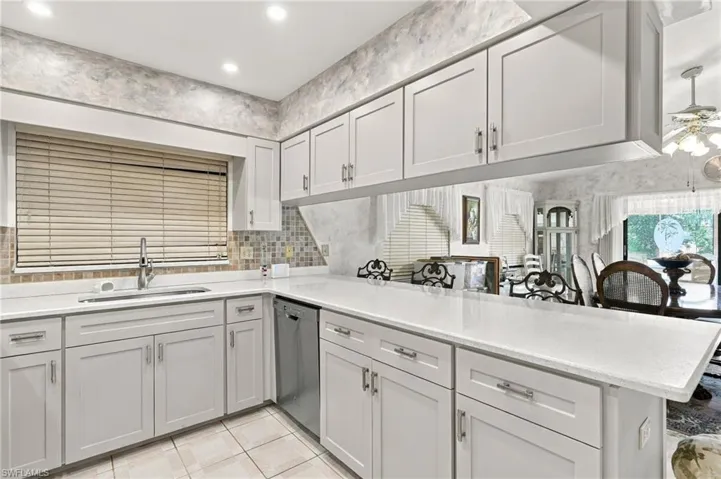 714 107th Ave N, Naples, Florida 34108