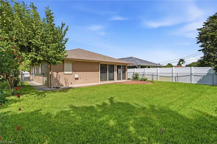 714 107th Ave N, Naples, Florida 34108