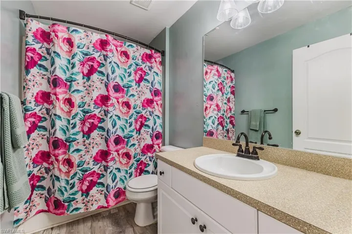 2805 Van Buren Pkwy, Cape Coral, Florida 33993