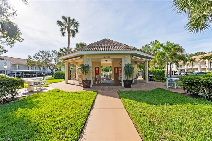 Cabana clubhouse