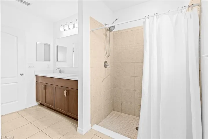 U3- Master bath