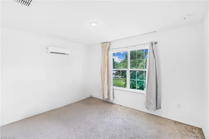 U1- 2nd Bedroom