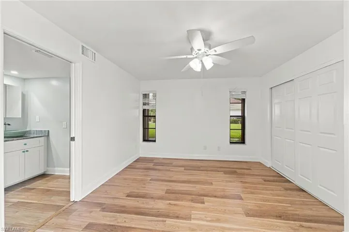 The large master bedroom is 15' x 12'