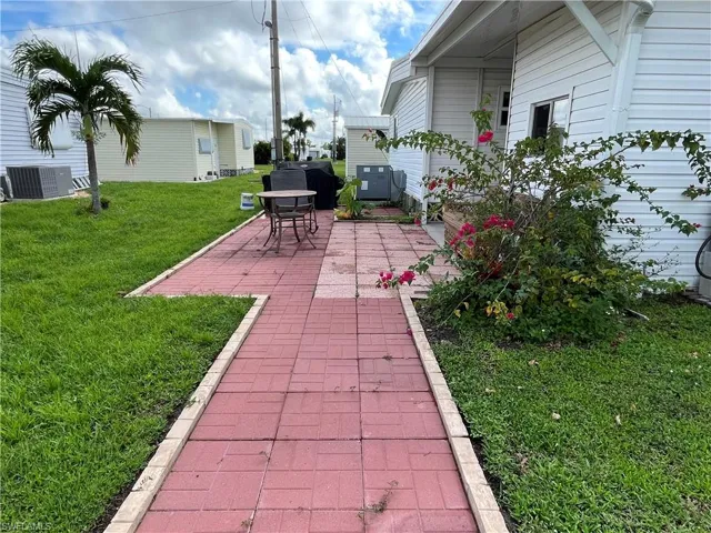 3493  Celestial  WAY, North Fort Myers, FL 33903