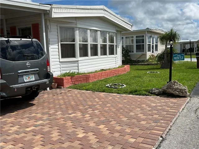 3493  Celestial  WAY, North Fort Myers, FL 33903