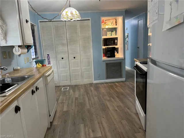 3493  Celestial  WAY, North Fort Myers, FL 33903