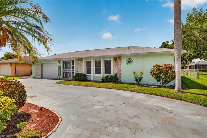712 Se 32nd Ter, Cape Coral, Florida 33904